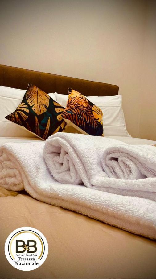 B&B Terrazza Nazionale 那不勒斯 外观 照片