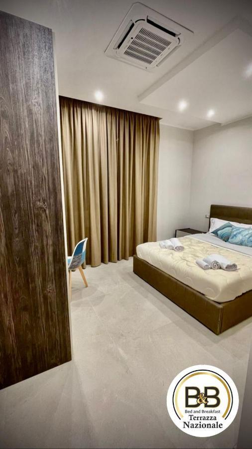B&B Terrazza Nazionale 那不勒斯 外观 照片