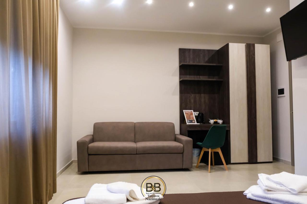 B&B Terrazza Nazionale 那不勒斯 外观 照片